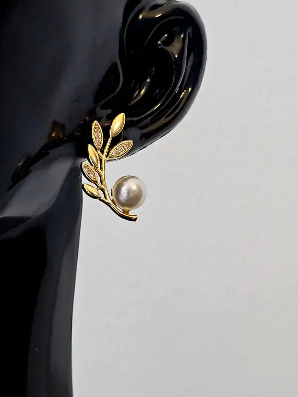 Cercei model auriu aripi DIVINE